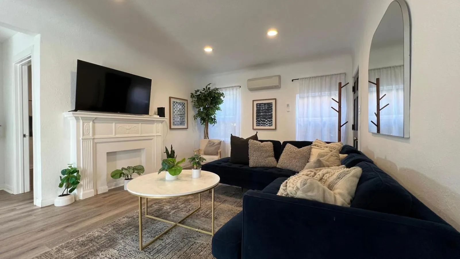 Spacious 3Br 3Ba Home Private Yard In Culver City Los Angeles 0*,  United States