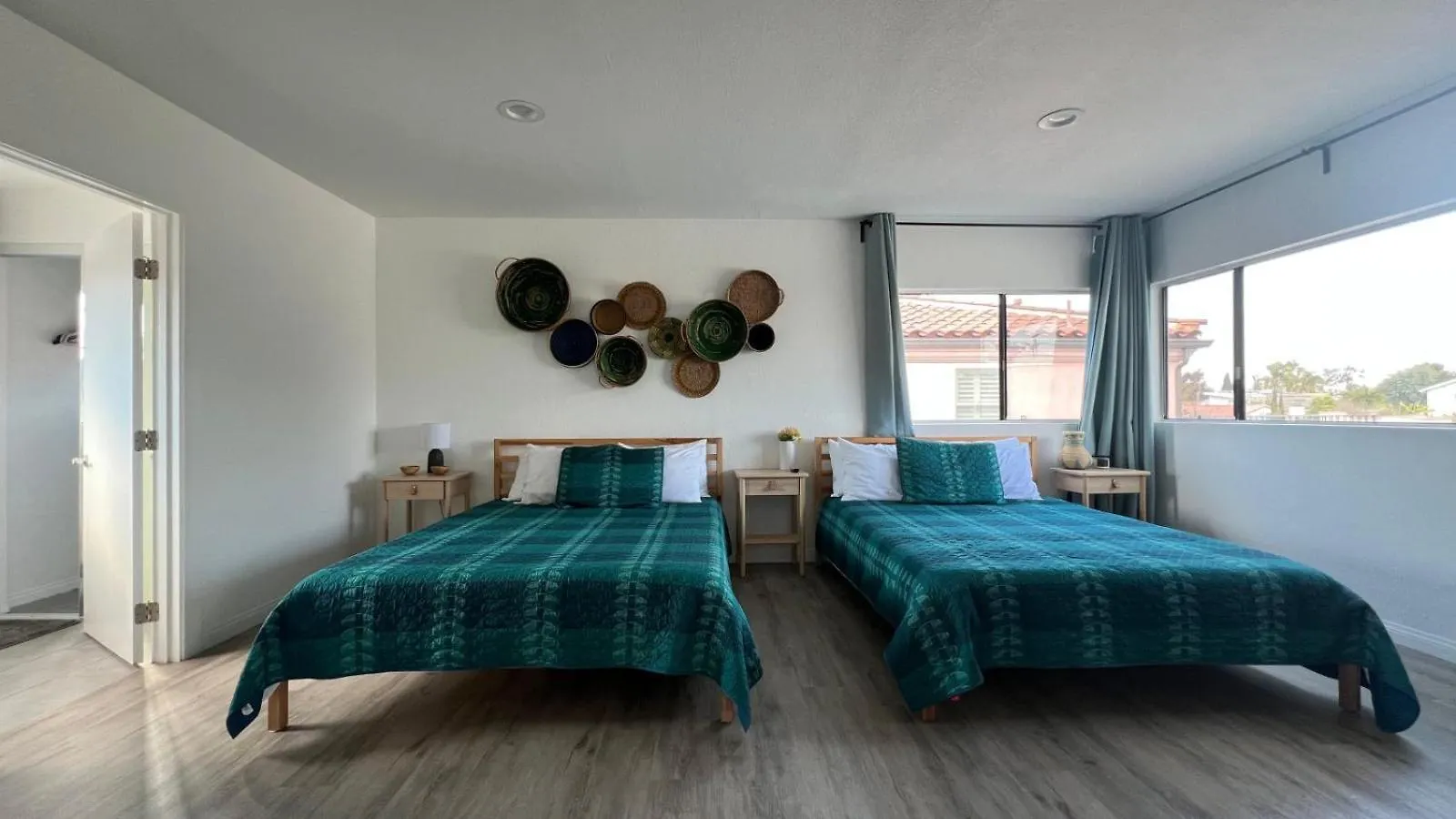 Holiday home Spacious 3Br 3Ba Home Private Yard In Culver City Los Angeles
